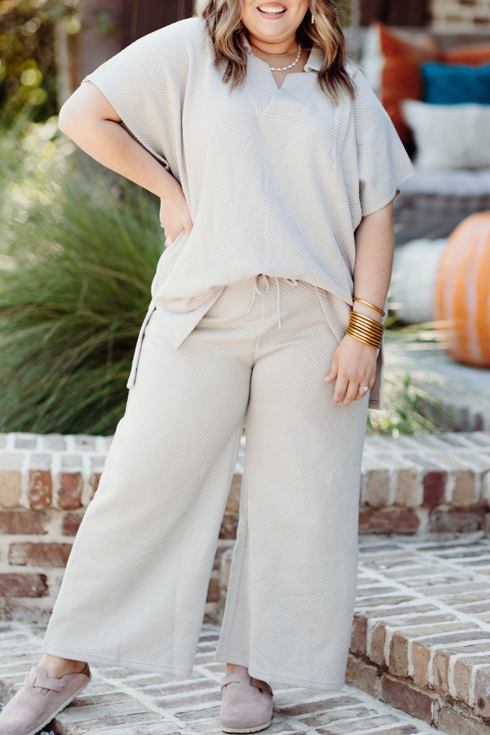 Plus Size Textured Collared Top and Pants Set