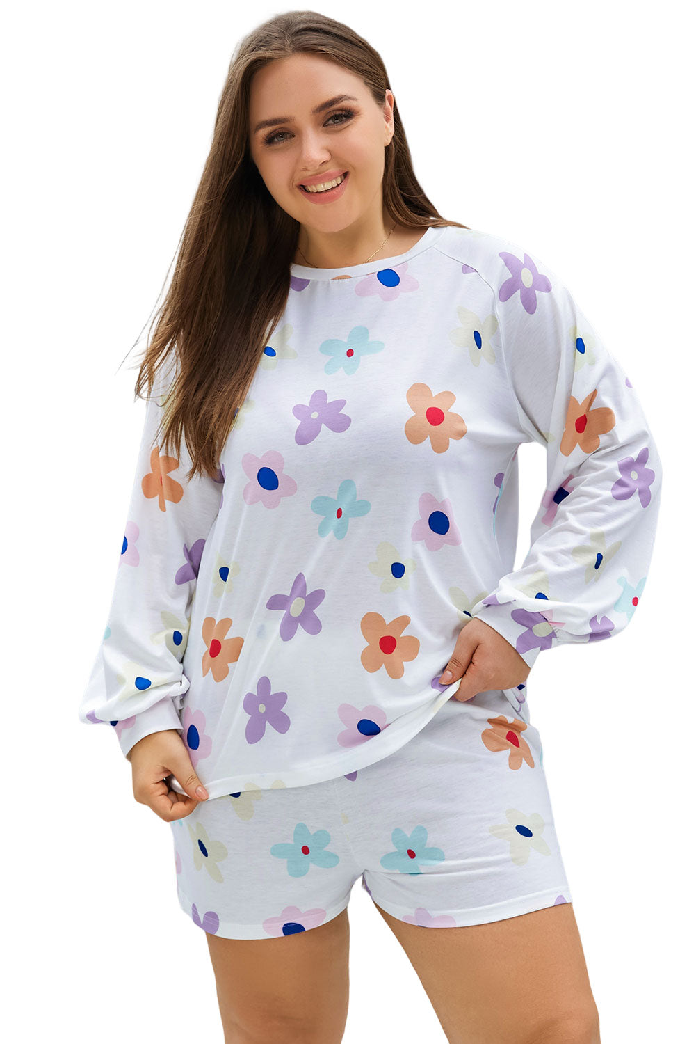 White Plus Size Flower Print Raglan Pullover and Shorts Outfit