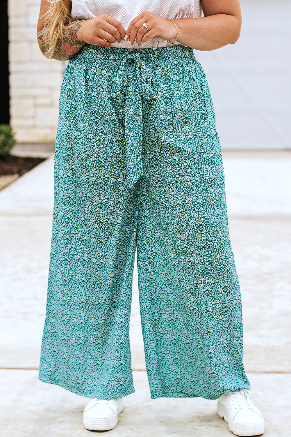 Green Plus Size Floral Tied Waist Wide Leg Pants