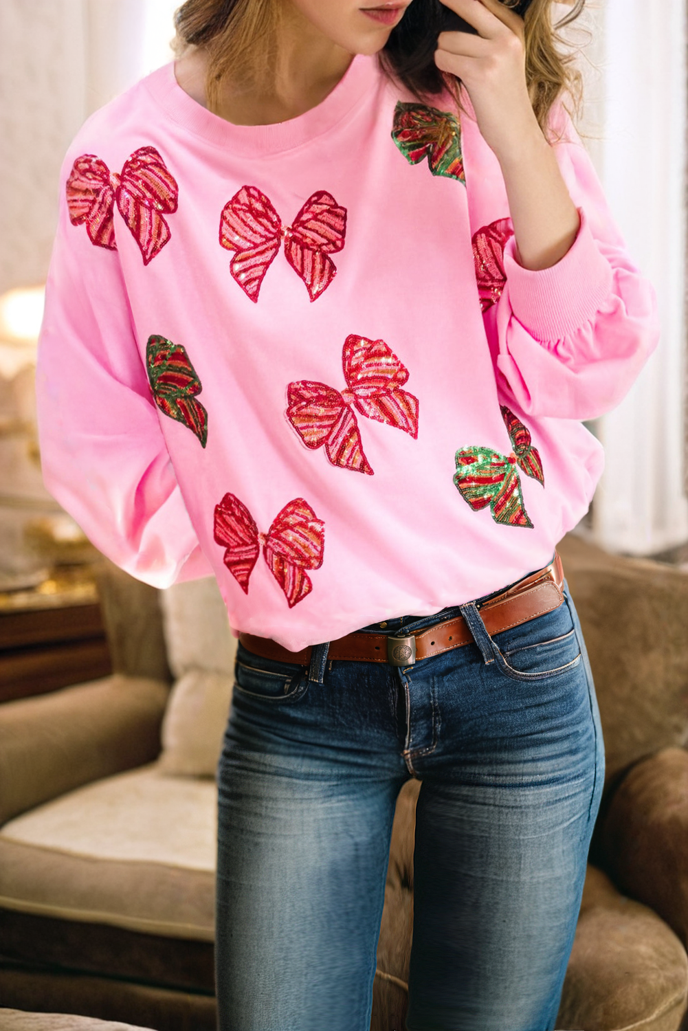 Sequin Bowknot Patched Graphic Christmas Sweatshirt