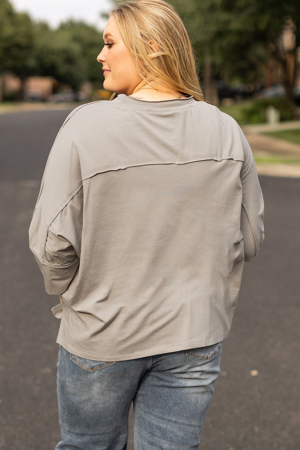 Grey Floral Star Patched Pattern 3/4 Sleeve Plus Size Top