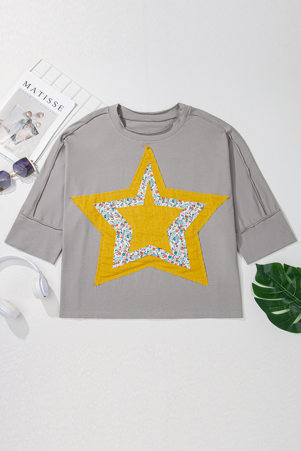 Grey Floral Star Patched Pattern 3/4 Sleeve Plus Size Top