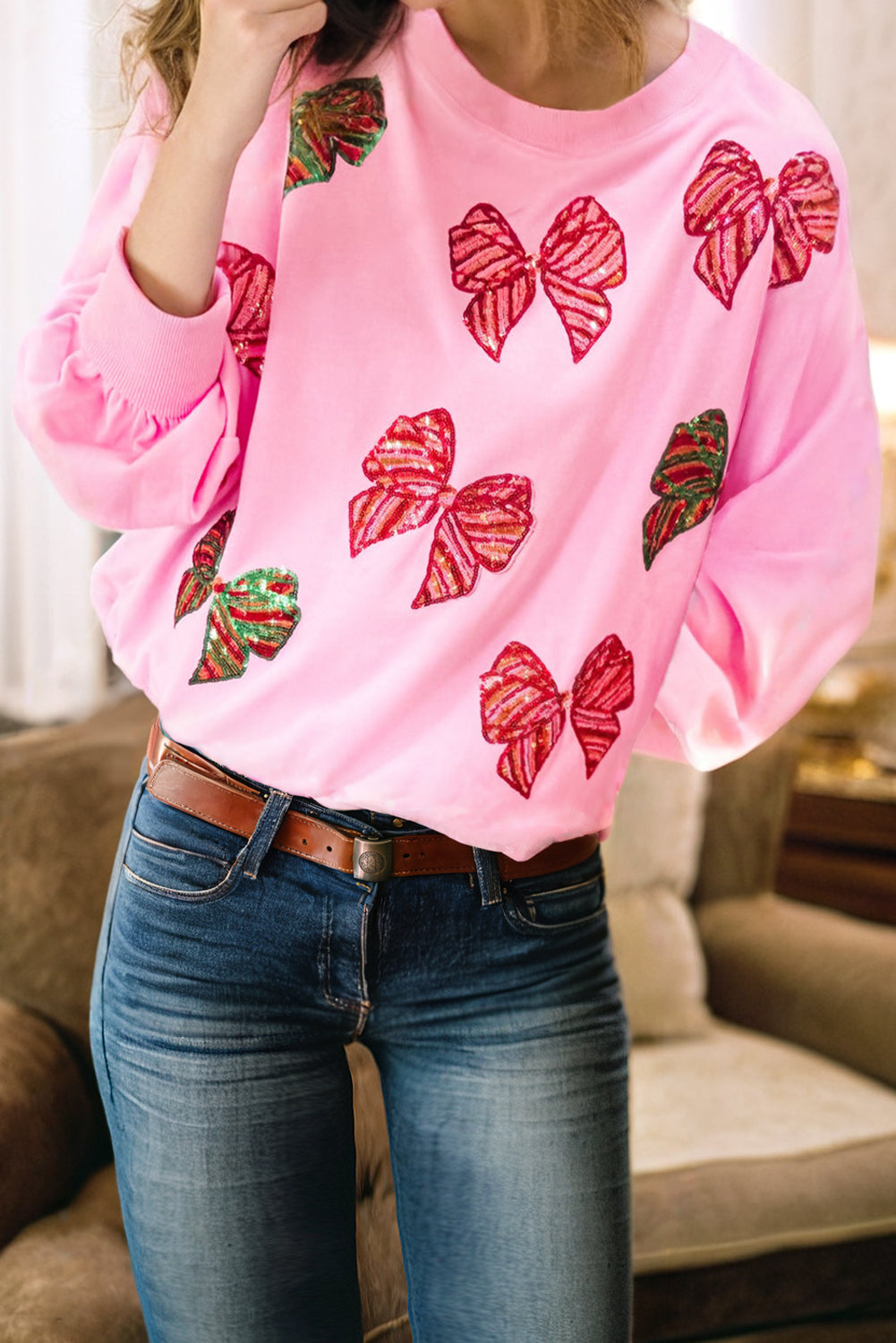 Sequin Bowknot Patched Graphic Christmas Sweatshirt