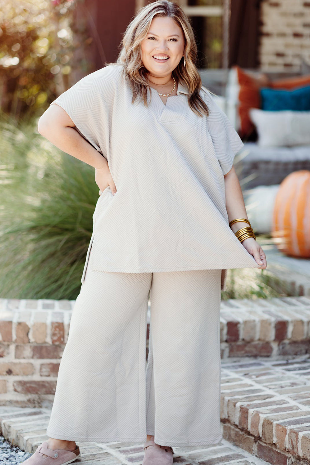 Plus Size Textured Collared Top and Pants Set